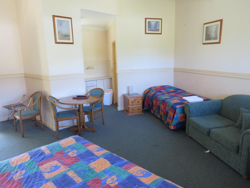 Golfview Lodge Bowral Zimmer foto